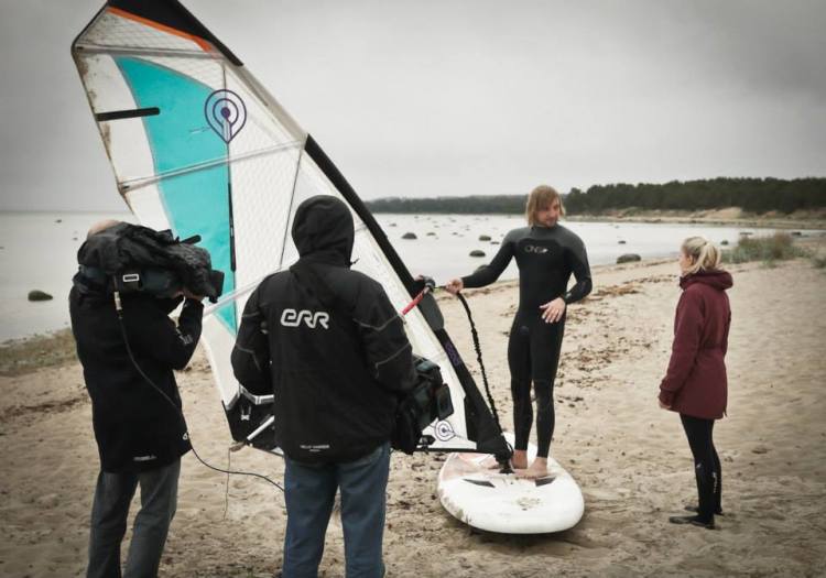 10417670_676212352432432_9105916266448109098_n